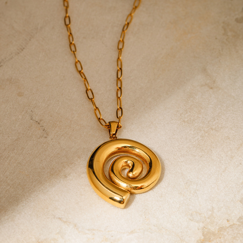 Stainless Steel 18K Gold Thread Circle Pendant Necklace - Beauty Accessories