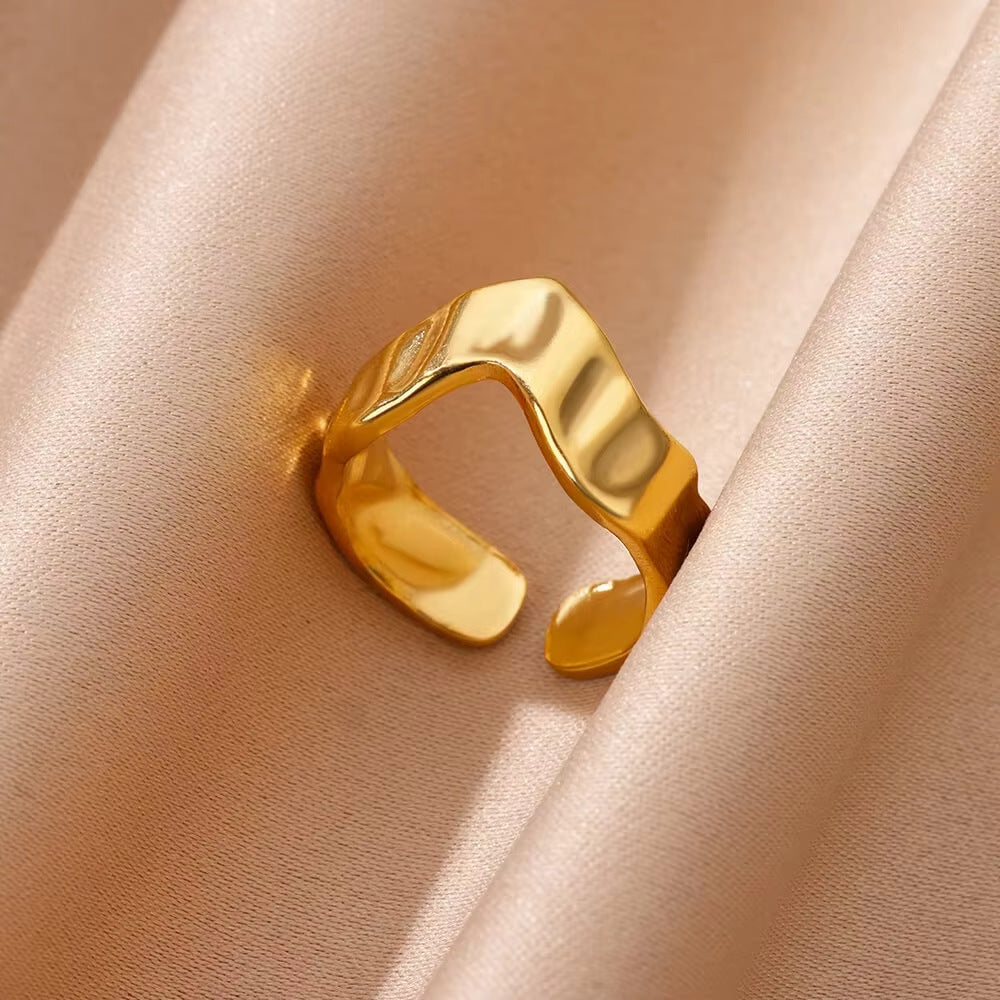 Simple Stainless Steel Trendy Ring For Women - Beauty Accessories