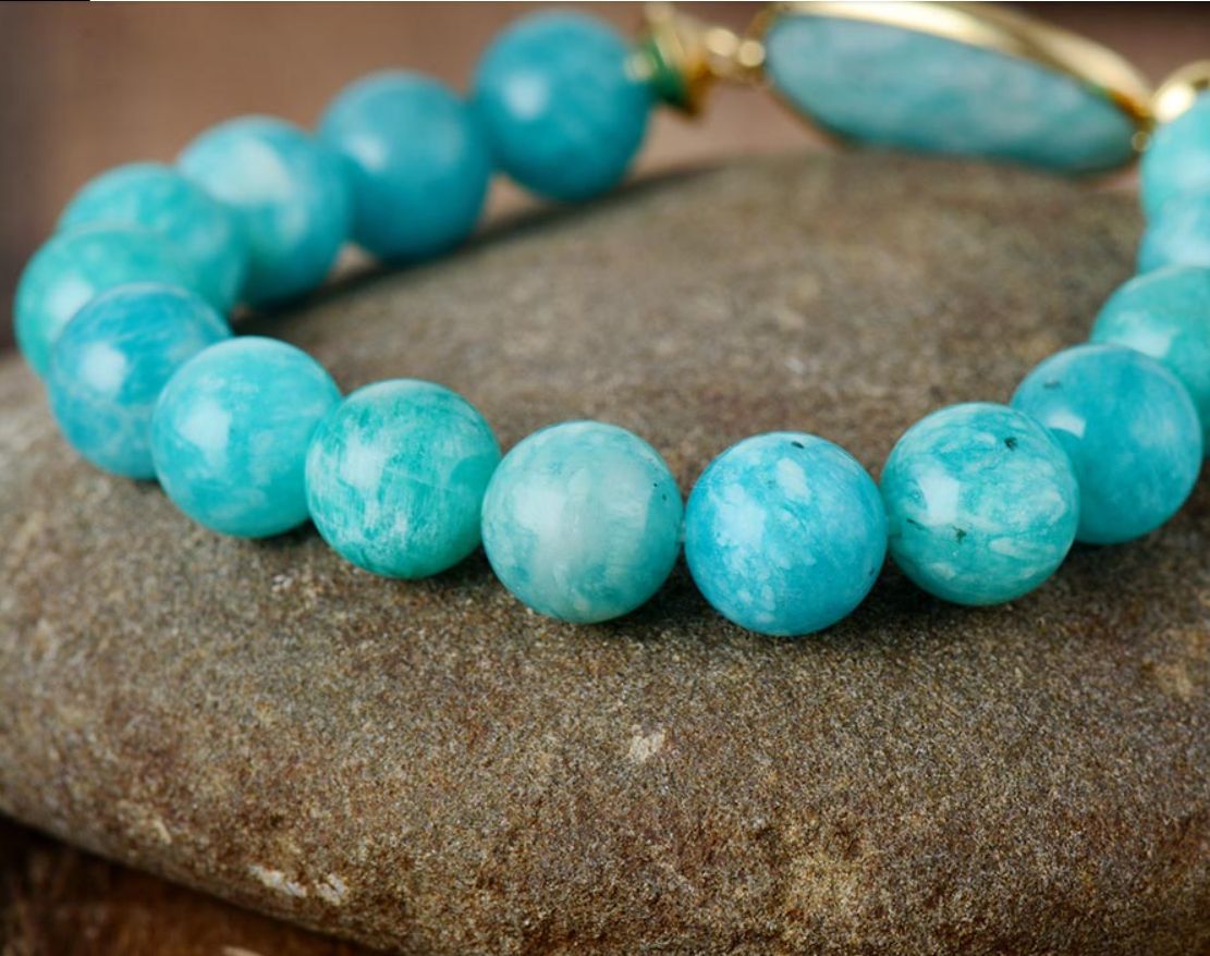 Red Grain Faceted Stone Elastic Bracelet